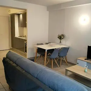 203-duplex-jeanne-darc.midi-pyreneeshotels.com/