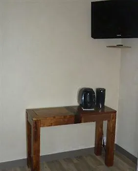 *** Bed and Breakfast Roissy Chambres Γαλλία