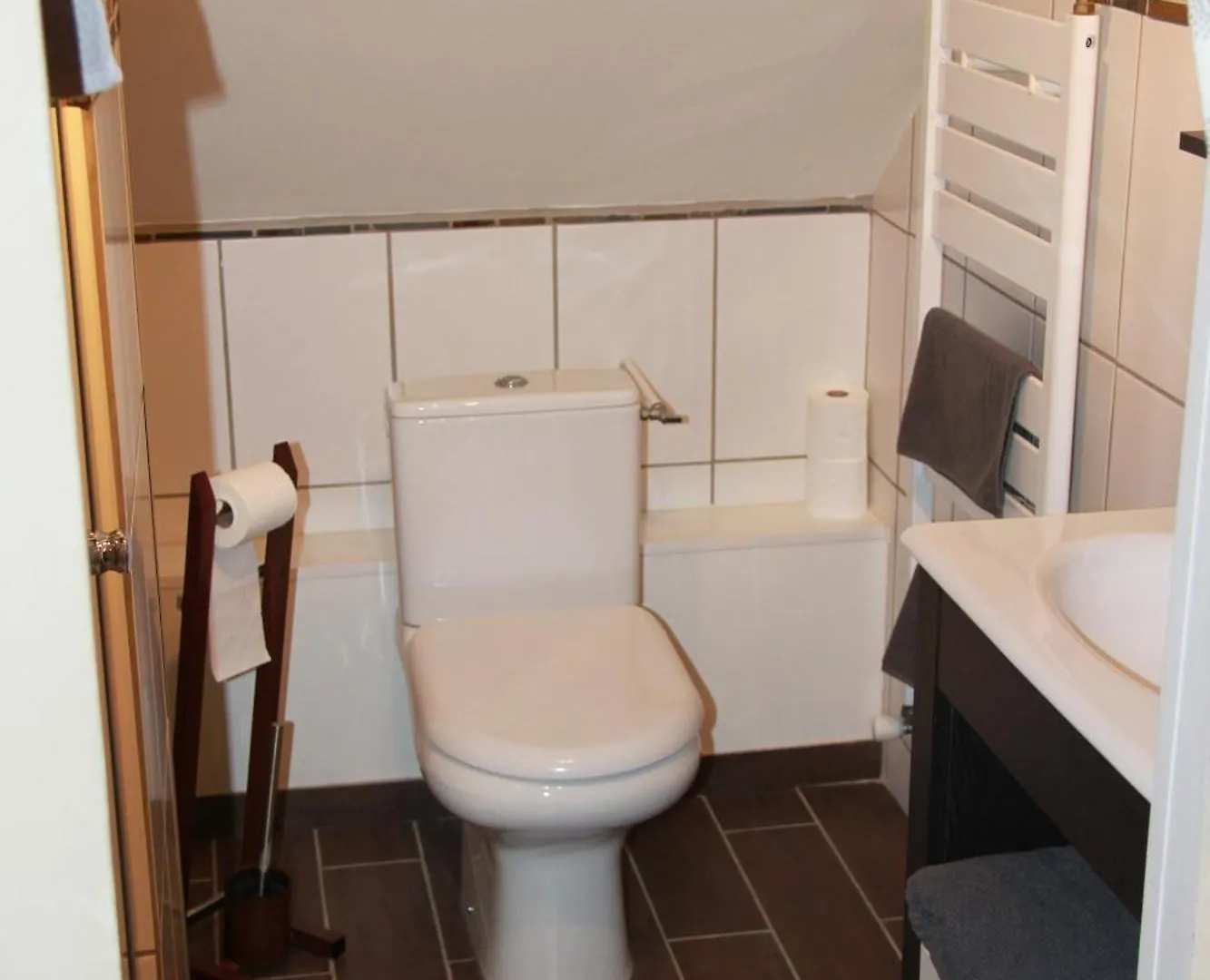 Roissy Chambres Bed & Breakfast